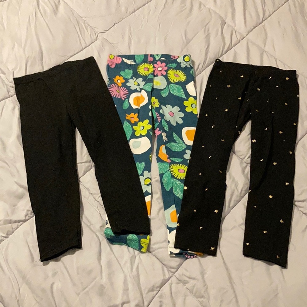 Lot of 3 toddler pants